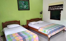 Enny'S Guest House
